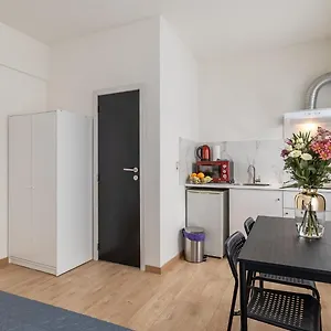 https://albert-31.brusselshotelsbook.com