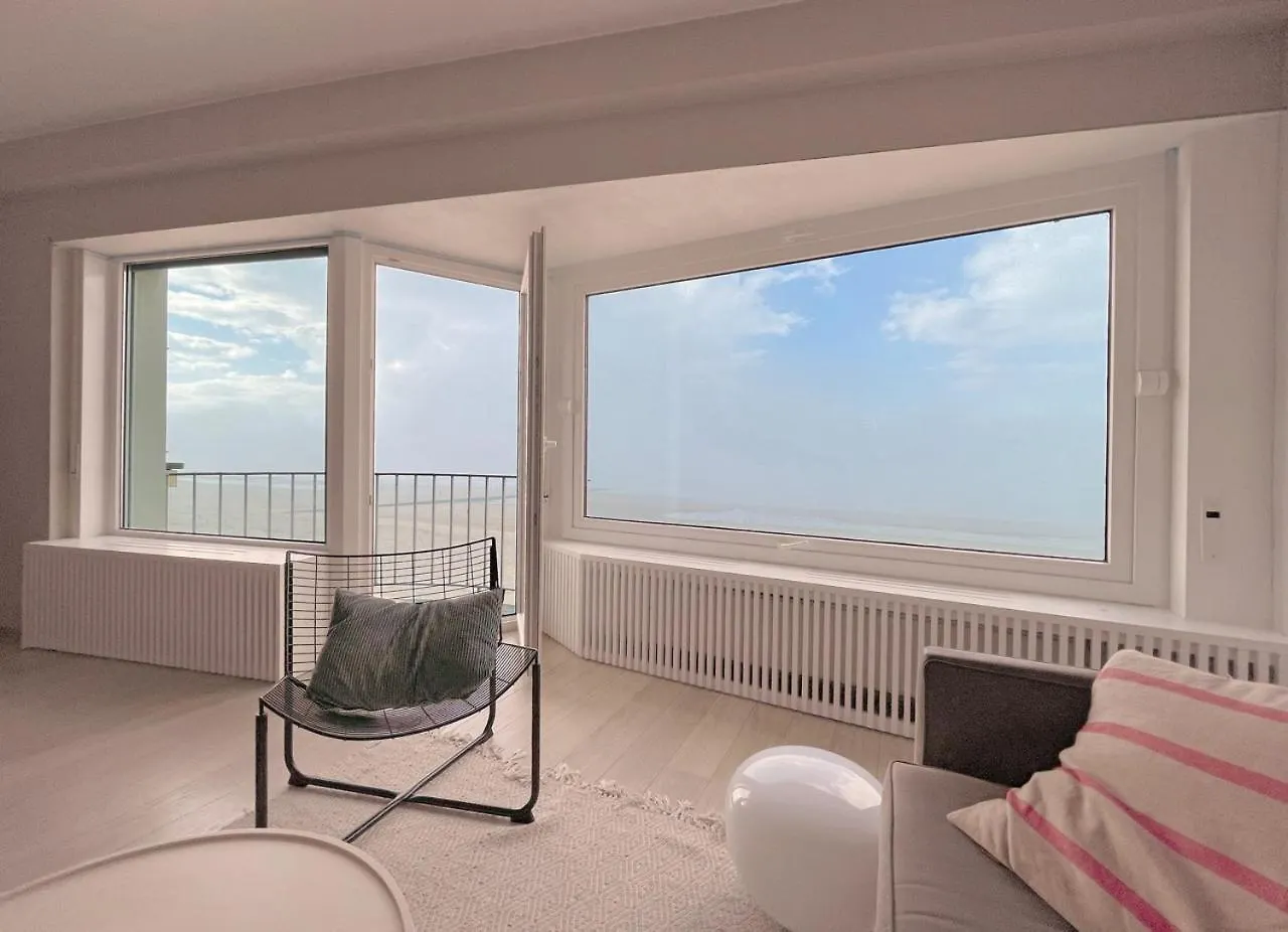 Happy In Oostende - Lovely Apartment With Seaview At The Beach